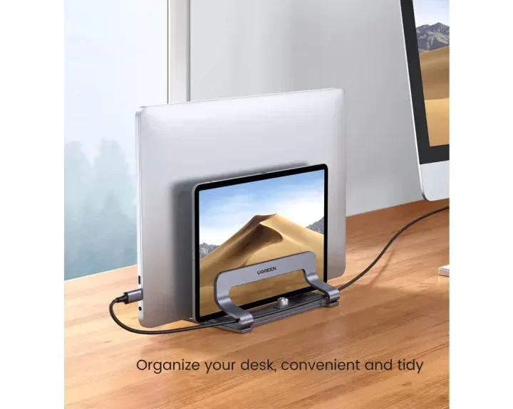 ugreen vertical laptop dock